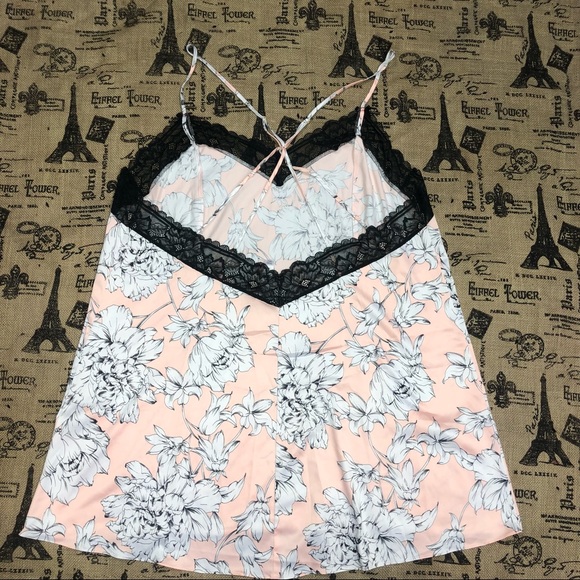 Cacique NWOT! Floral Print Top Babydoll Size 18/20 - Picture 9 of 13